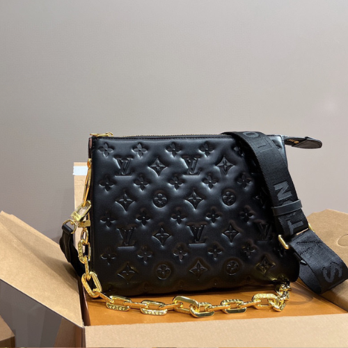 Louis Vuitton Coussin PM Black 10.2 Inches M21260