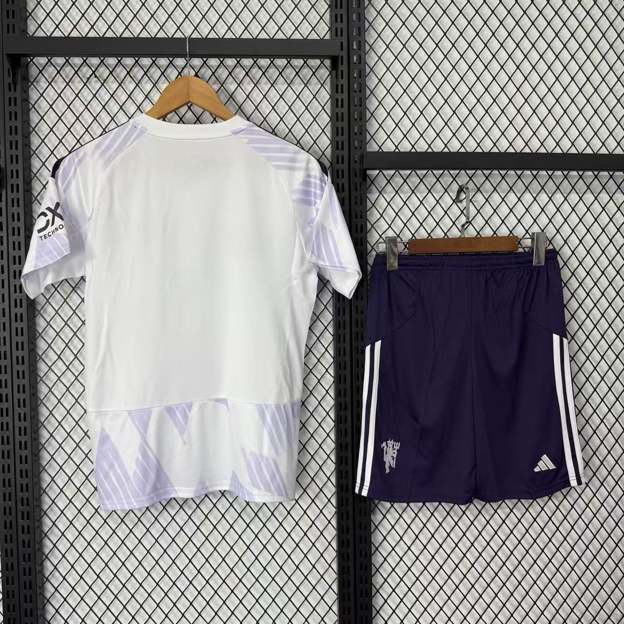 Manchester United Away Kids Suit 25/26