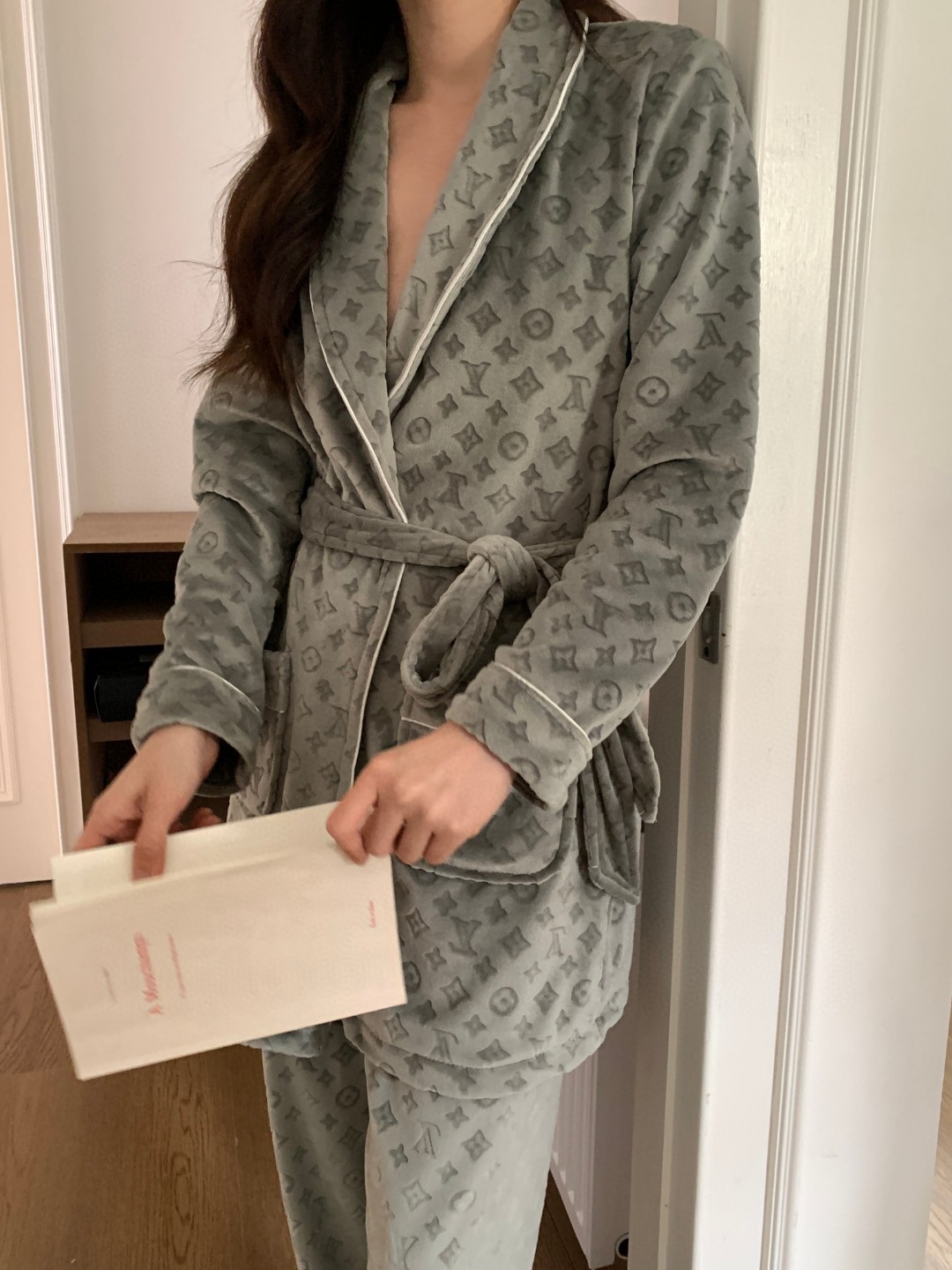 LV pajamas nightgowns - cnluxepick