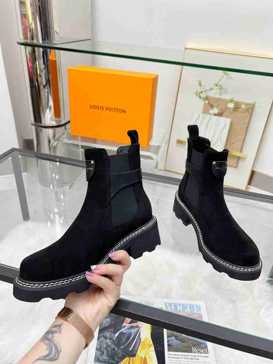 Louis Vuitton Lv Beaubourg Ankle Boot Suede In Black 1Ackcj