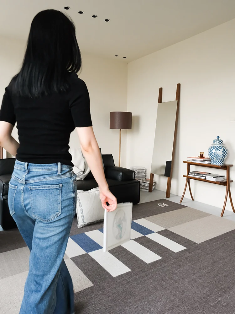 CP072 - New Zealand Wool! HERM@S Berlin Apartment / Vintage Warm Brownish-Gray Blue Patchwork Striped Carpet