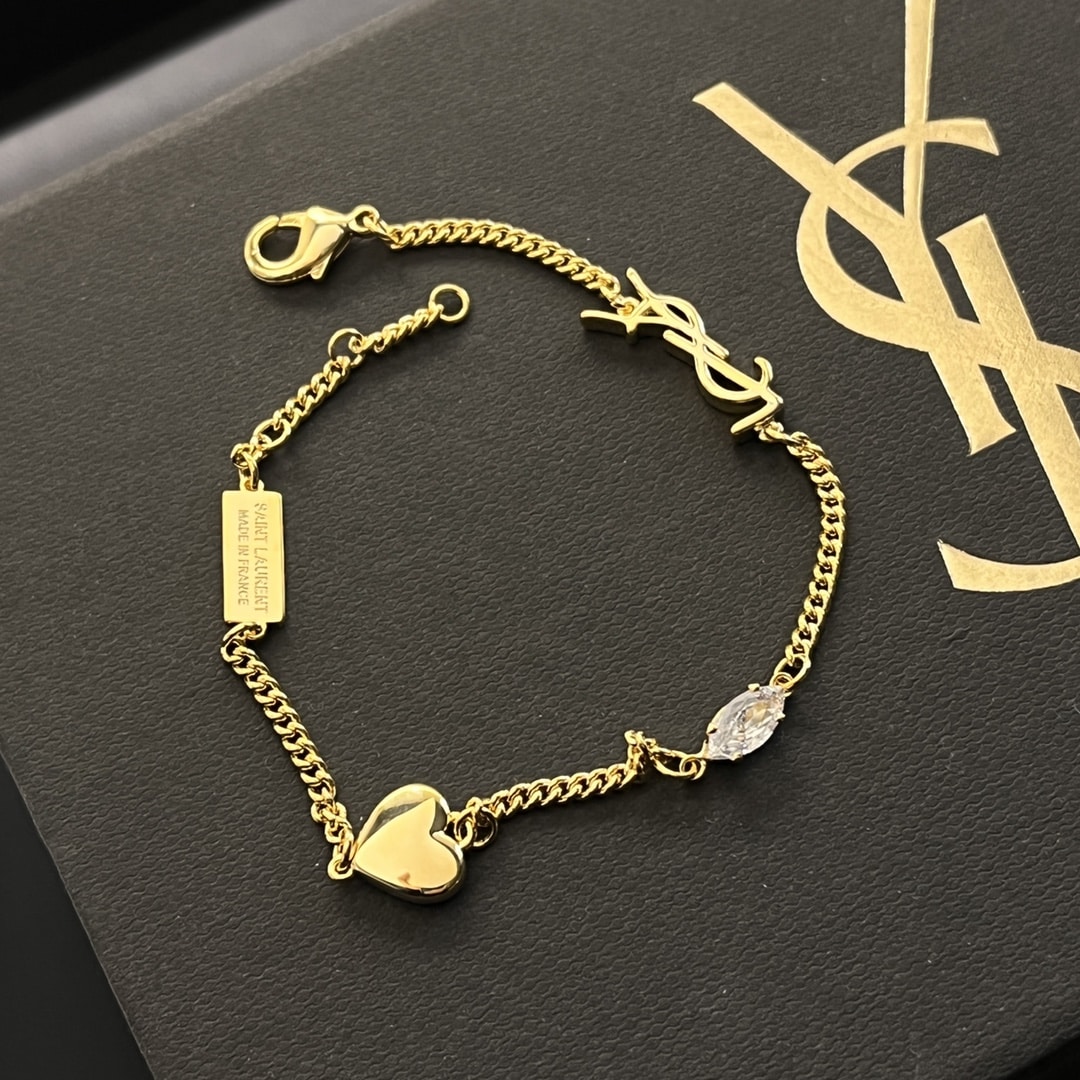 Saint Laurent Cassandre Heart Charm Bracelet Gold 701950Y15269137