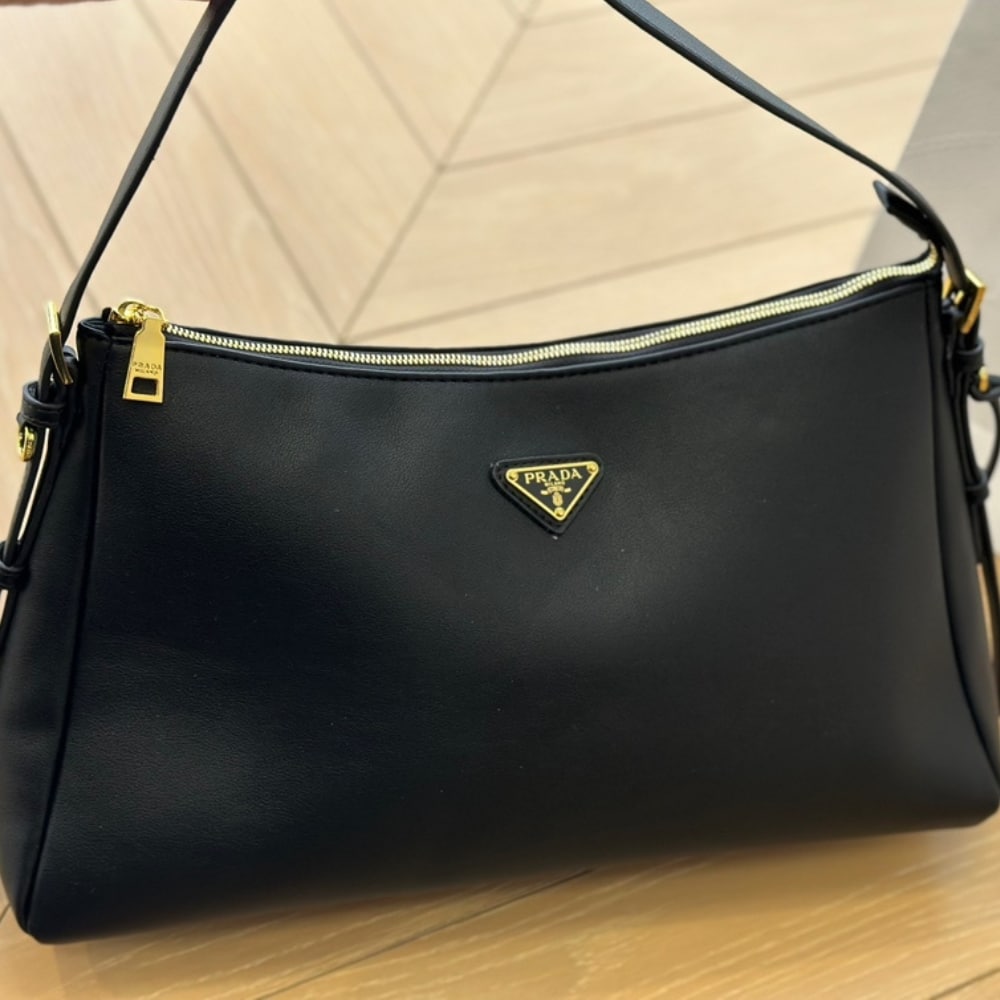 Prada Aimée Large Leather Shoulder Bag Black 39Cm