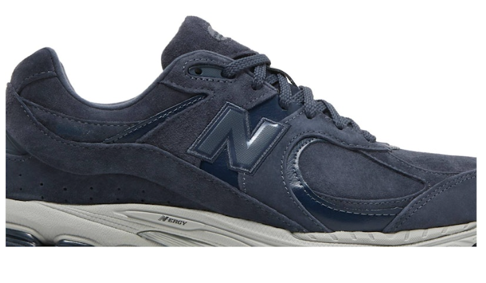 New Balance 2002R Navy Silver Metallic ML2002RL Casual Running Shoes