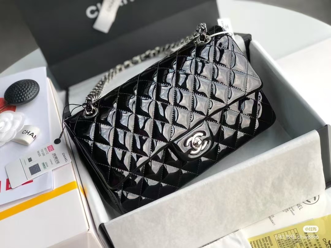 High Chanel classic flap bag Patent leather - cnluxepick