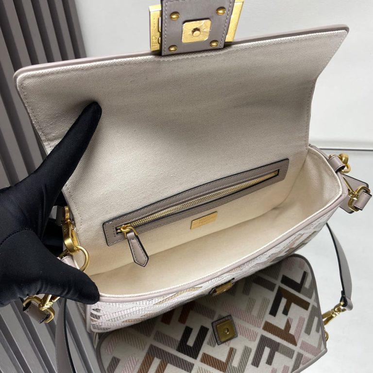 Fendi Baguette