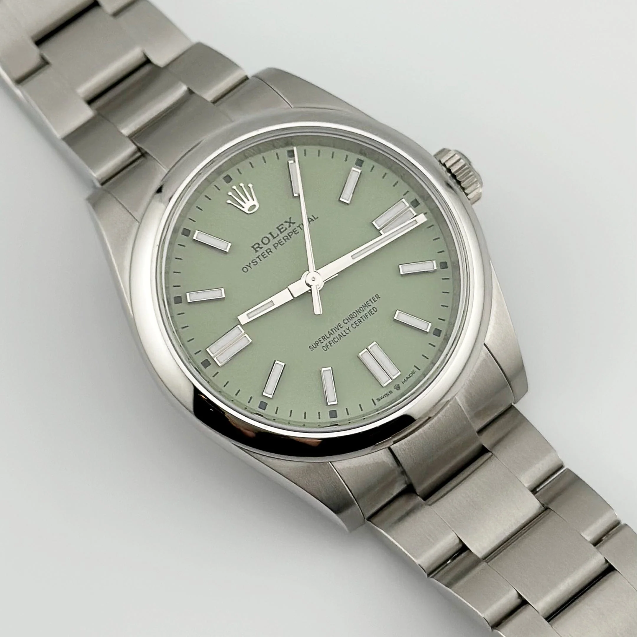 Rolex Oyster Perpetual 41 134300 Stainless Steel Pistachio Dial (2025)