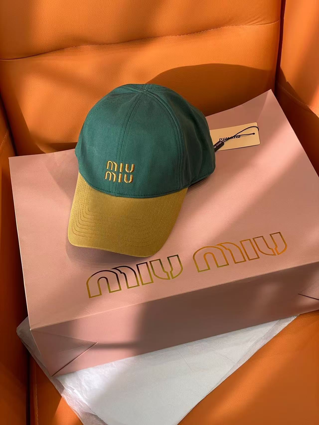 Miu Miu baseball cap - cnluxepick