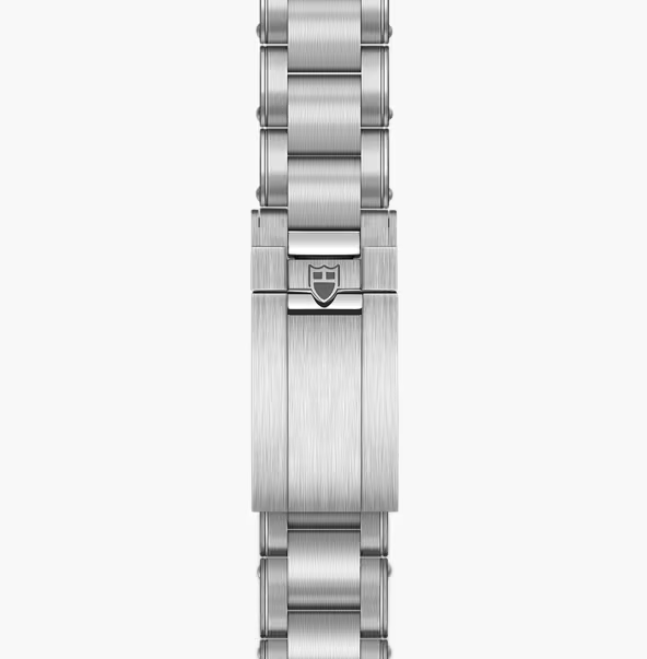 TUDOR BLACK BAY PRO
