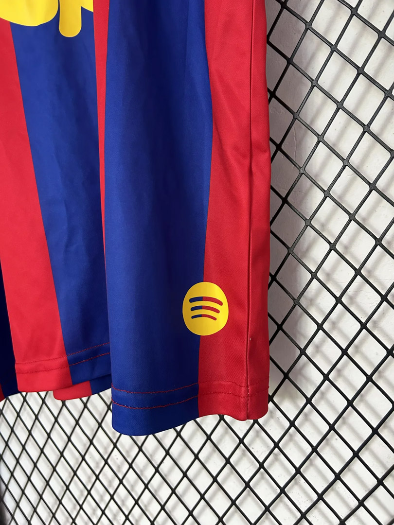 Jersey Retro 2003/04 FC Barcelona x Olivia Rodrigo x Spotify