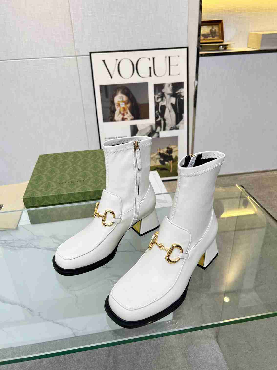 Gucci Horsebit Plaque Ankle Boots Off White