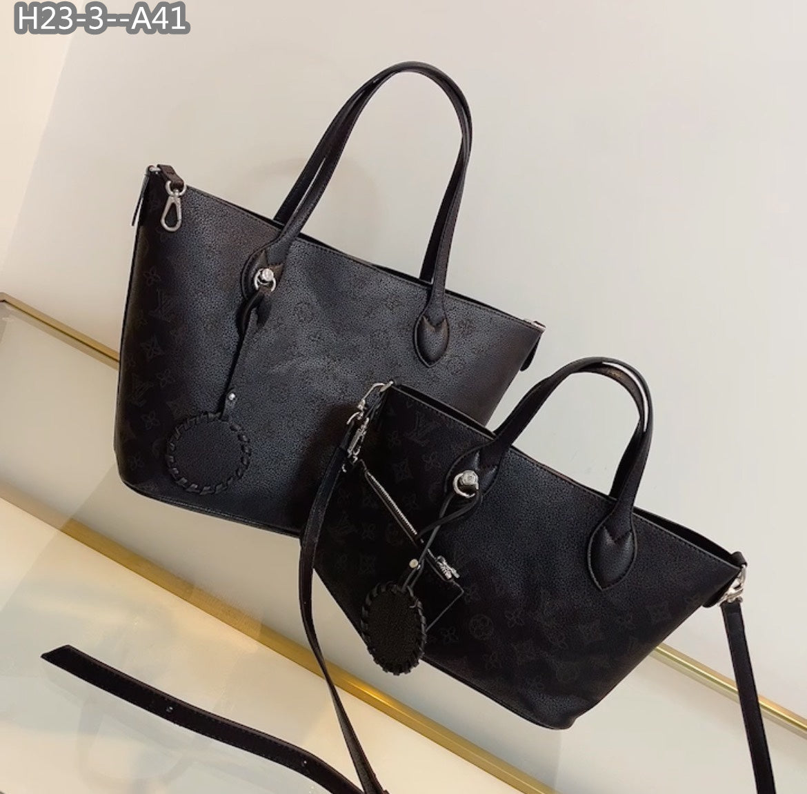 Louis Vuitton Blossom Mm Bag Black 29Cm M21851