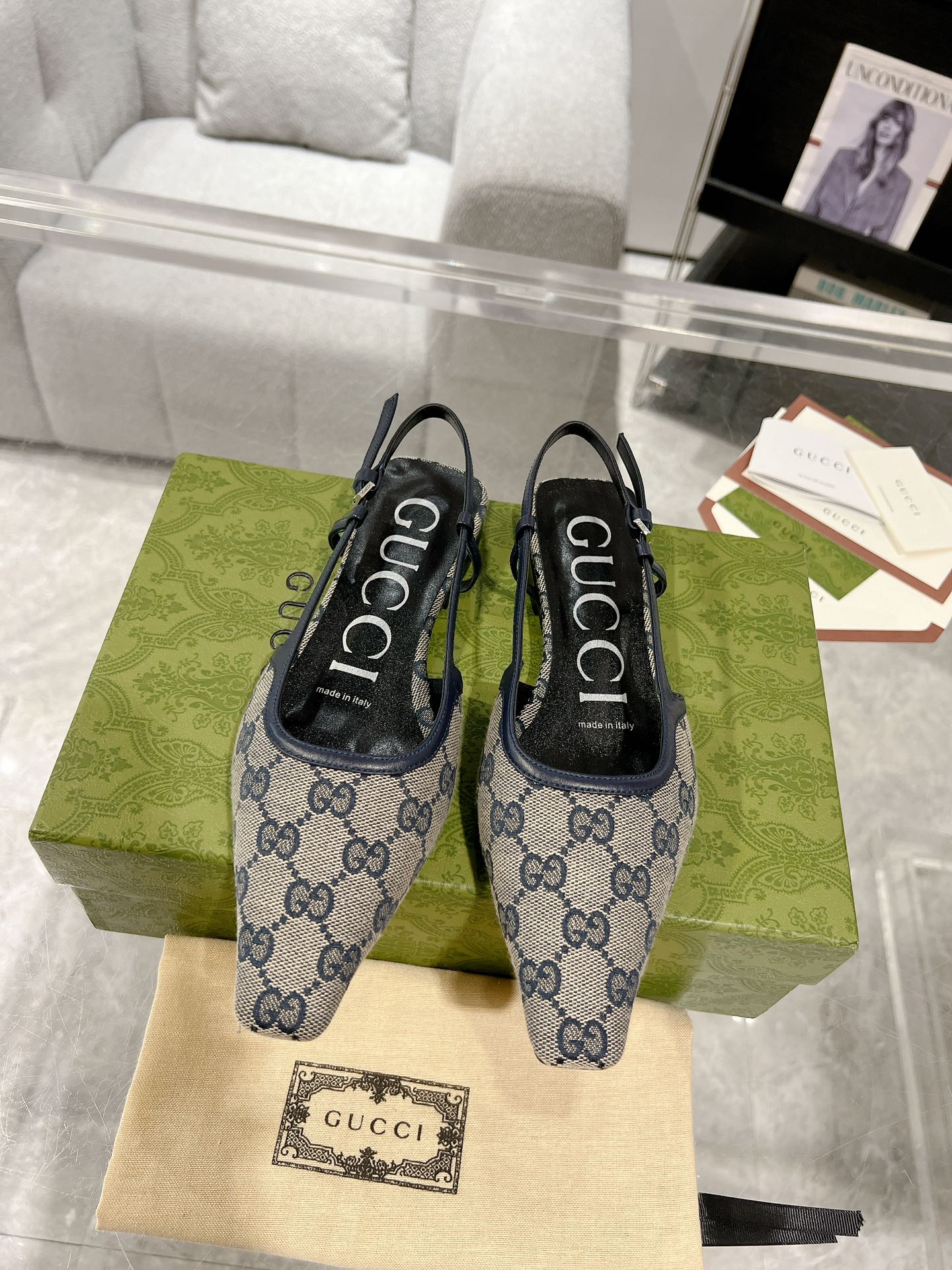 Gucci new rhinestone mesh sandals - cnluxepick