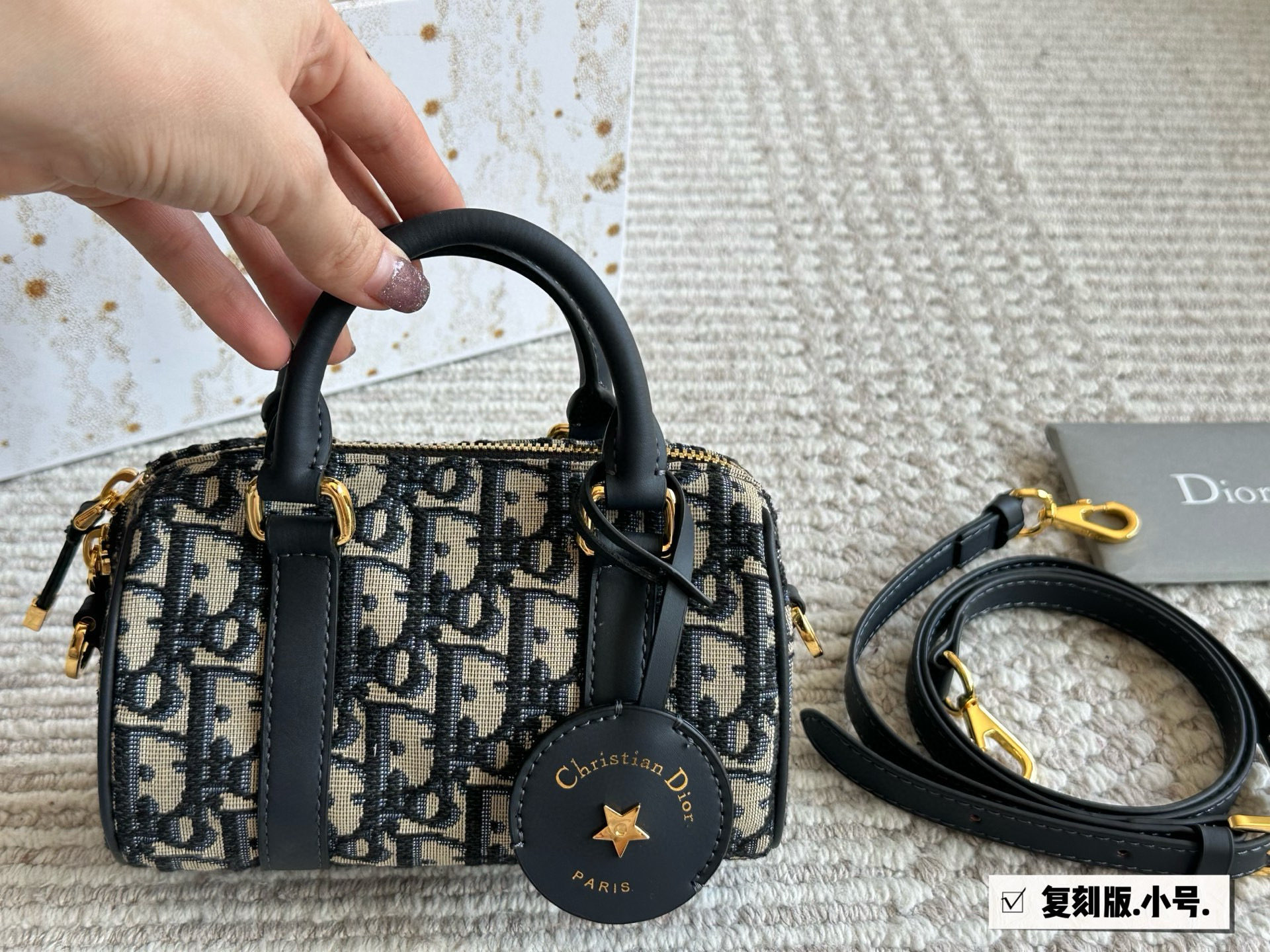 Dior Groove Boston handbag - cnluxepick