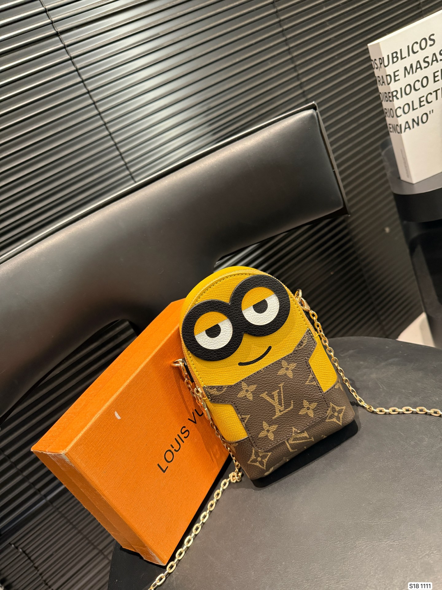 LV Minions Coin Purse - cnluxepick