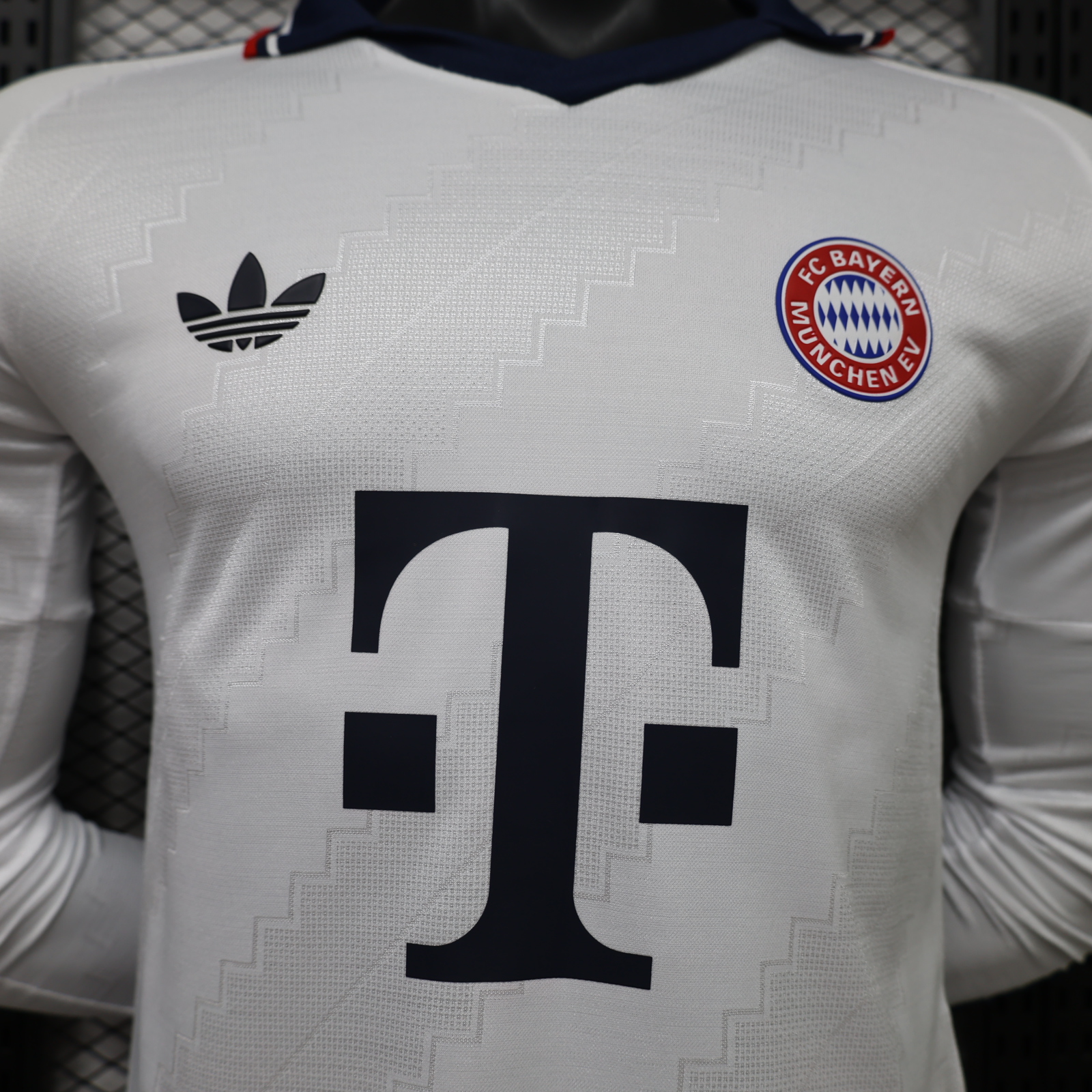 Player Version Bayern München  Men Jersey Away Long Sleeves 26-27 S-3XL
