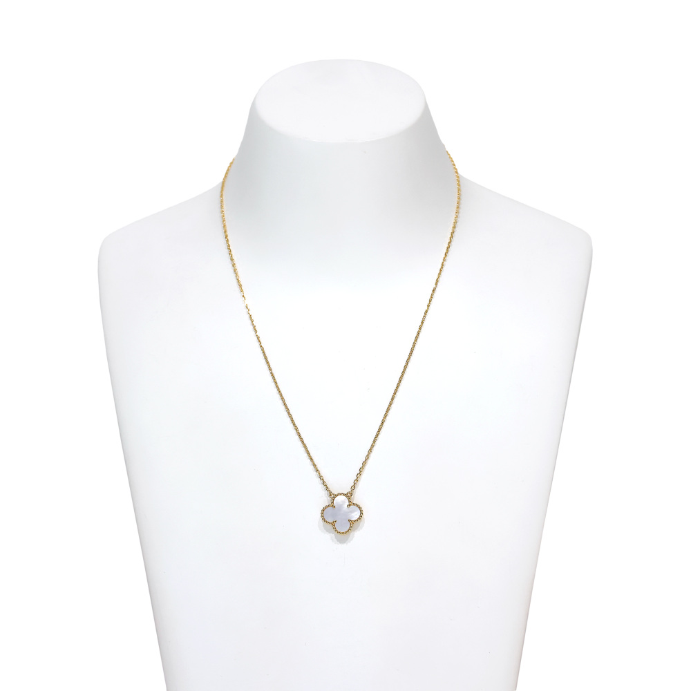 Van Cleef & Arpels Vintage Alhambra Necklace 18K Yellow Gold Mother of Pearl VCARA45900