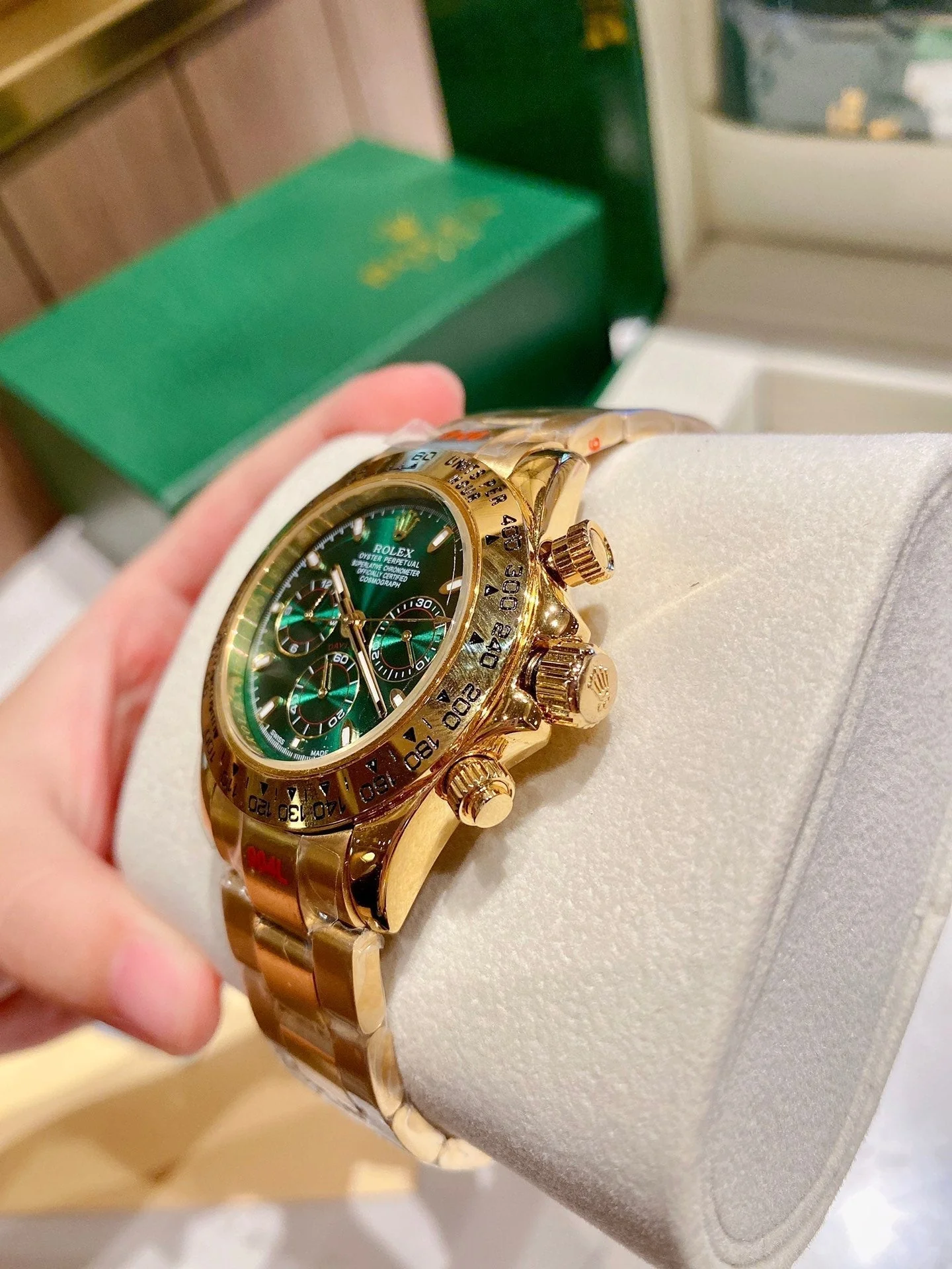 Rolex Daytona 40mm Gold Green