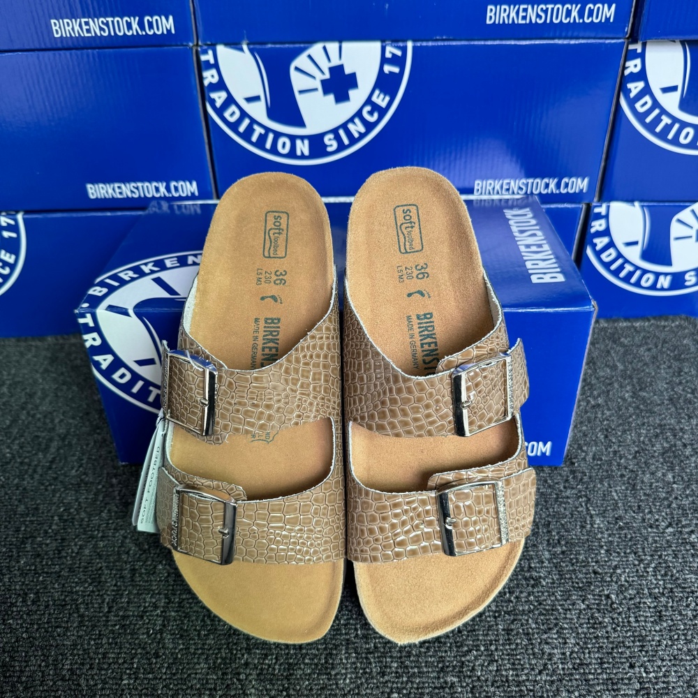 Birkenstock Arizona Snake-Pattern Casual Sandals