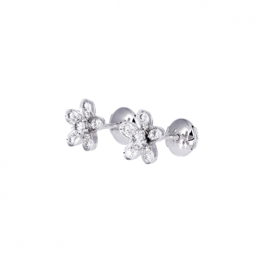 Van Cleef & Arpels Socrates 1 Flower Earrings 18K White Gold Diamond VCARG44100