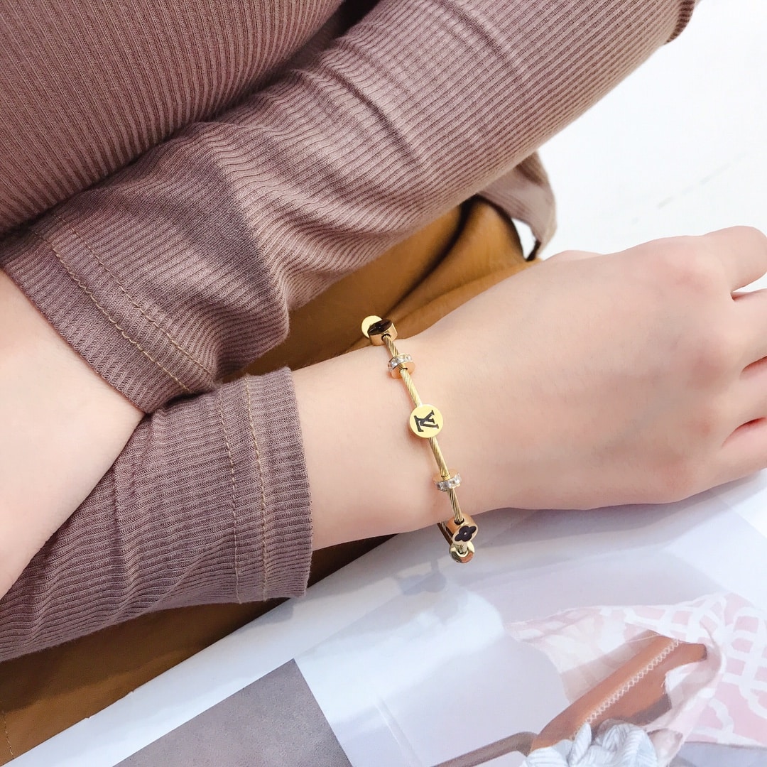 Louis Vuitton Lv Monogram Bracelet Gold