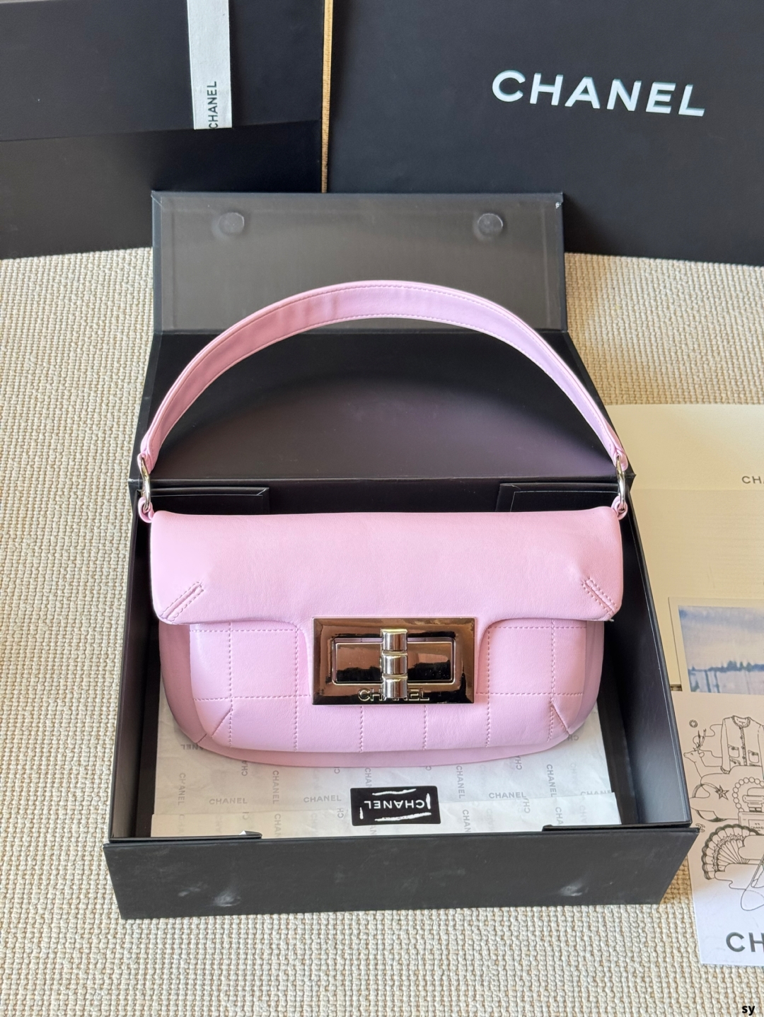 CHANEL 2.55 Underarm Bag - cnluxepick