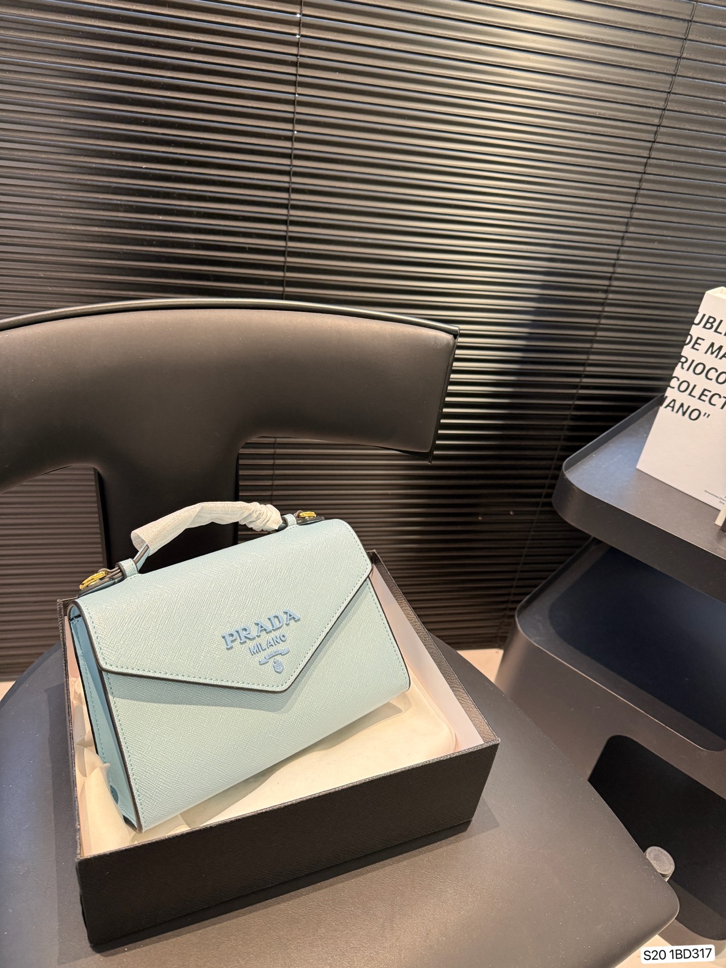 Prada premium simple envelope bag - cnluxepick