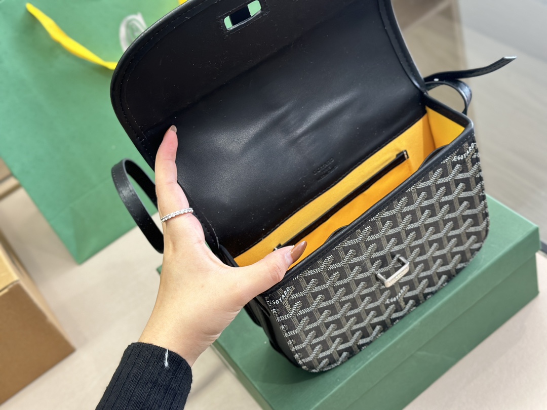 Goyard saddle bag - cnluxepick