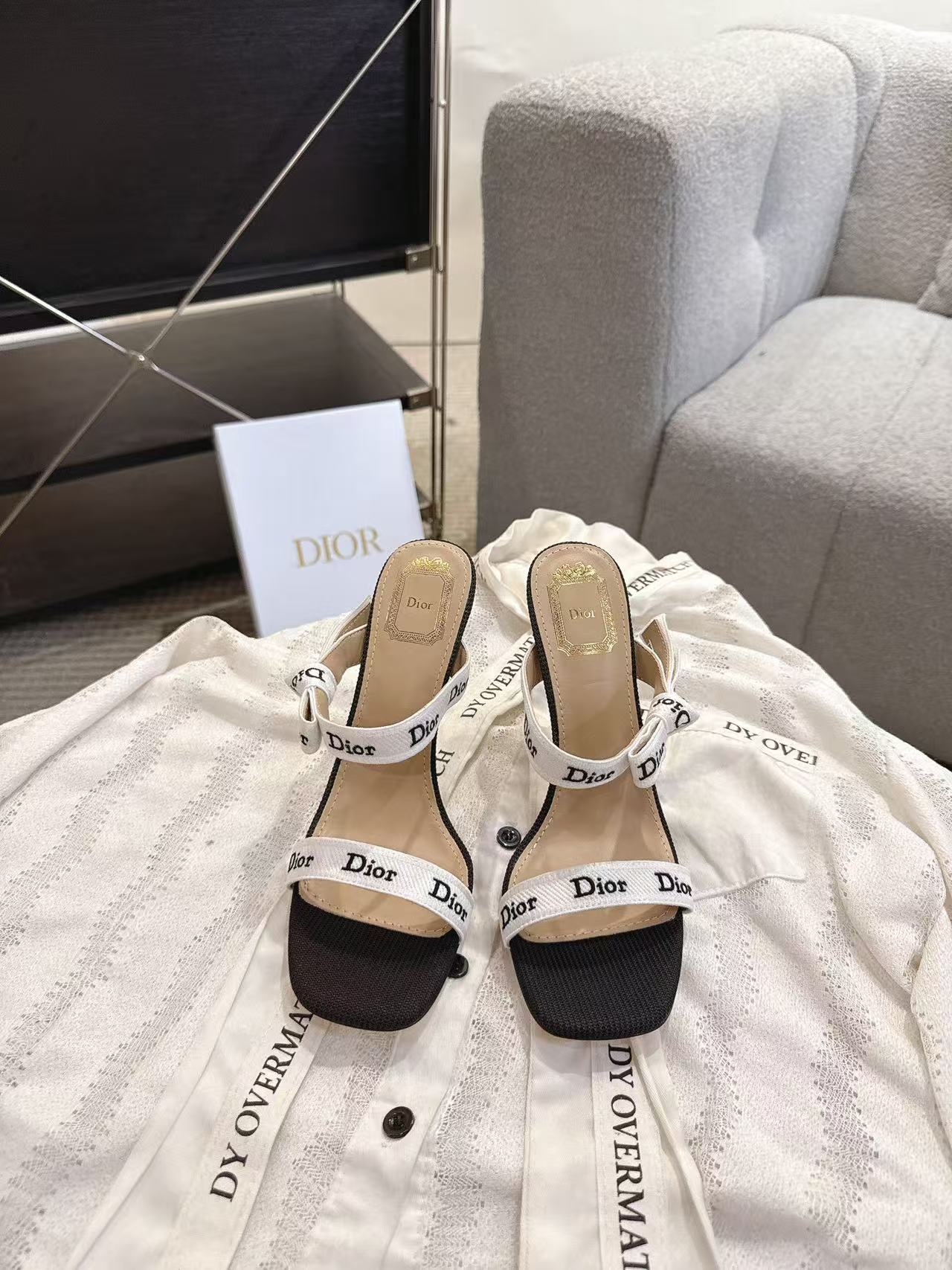 DIOR embroidered high heels - cnluxepick
