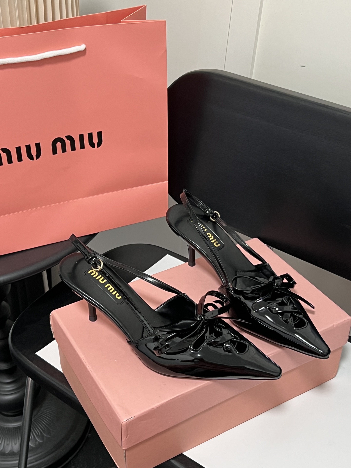 Miu Miu high-heeled sandals with bows - cnluxepick