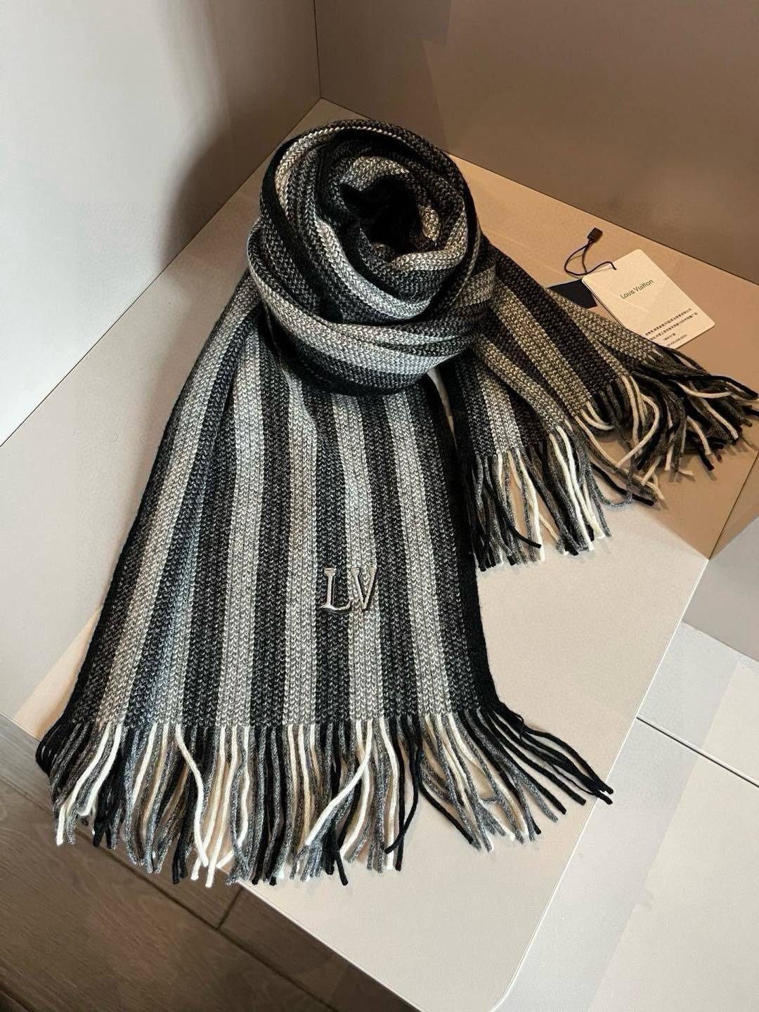 Louis Vuitton Khaki Graphic Scarf For Women 180cm