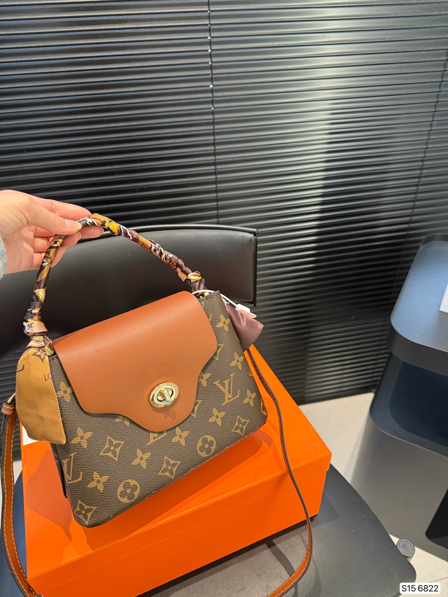 LV tote bag classic fashion - cnluxepick