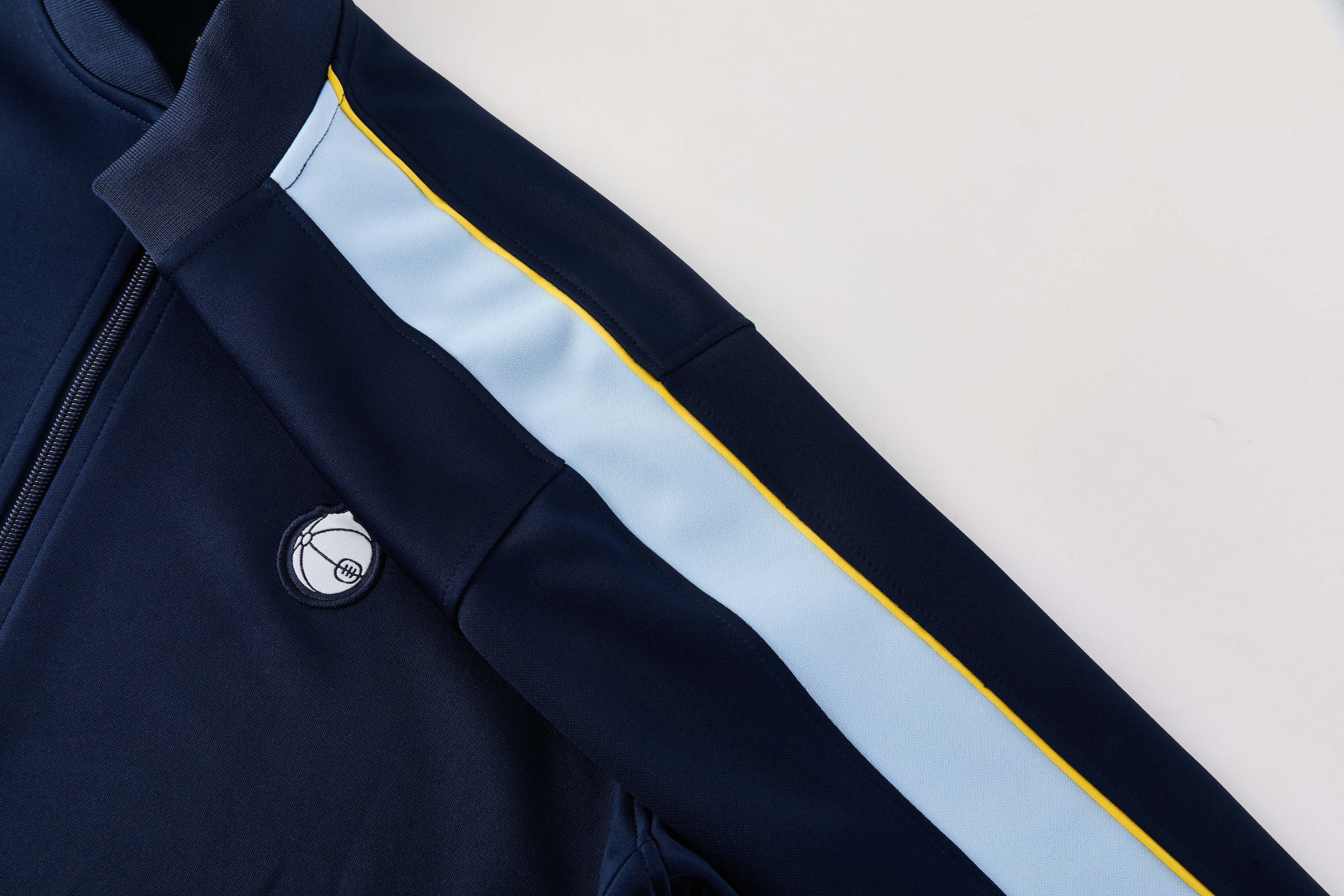 26/27 Tottenham Hotspur Full Zipper Training Suit