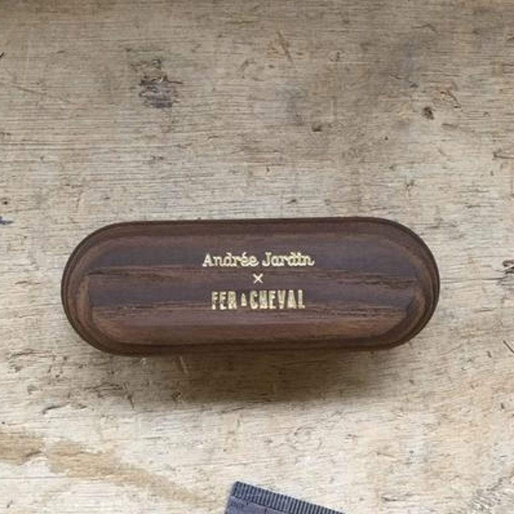 Soap Dish + Nailbrush Gift Set