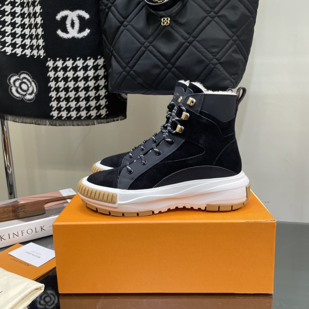 Louis Vuitton Squad Sneaker Boots Black