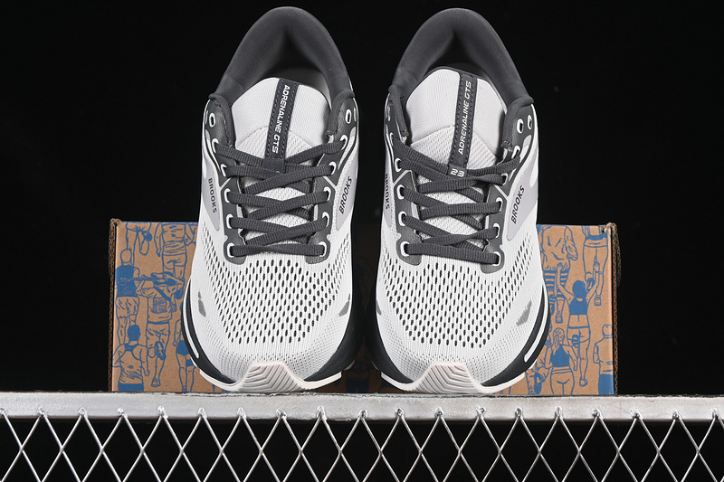 Brooks Adrenaline Gts 23 Running Shoes
