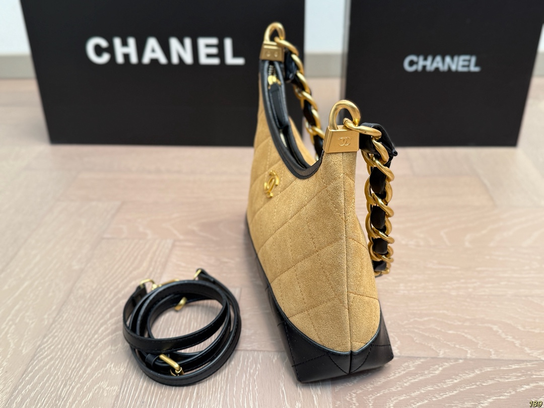 Chanel Hobo Underarm Bag - cnluxepick