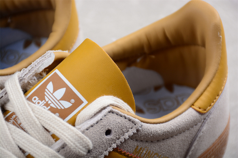 Adidas Munchen Cream White/Mesa/Gum GY7399