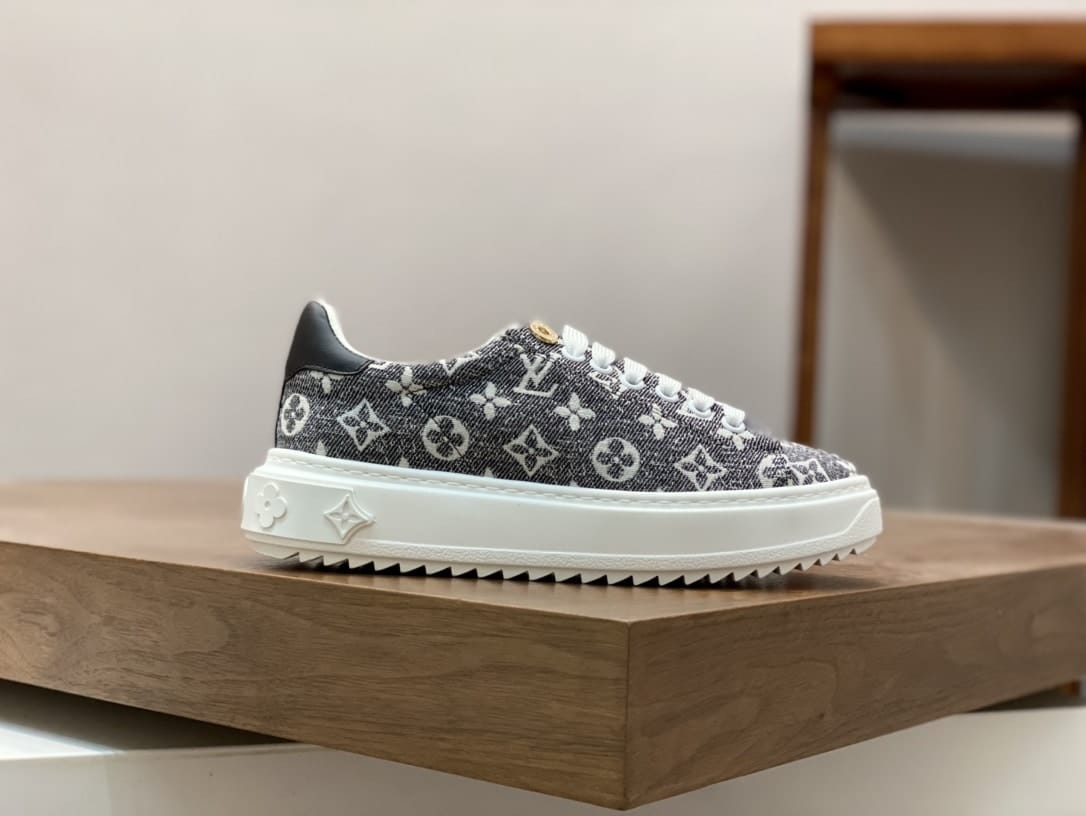 Louis Vuitton Time Out Sneaker