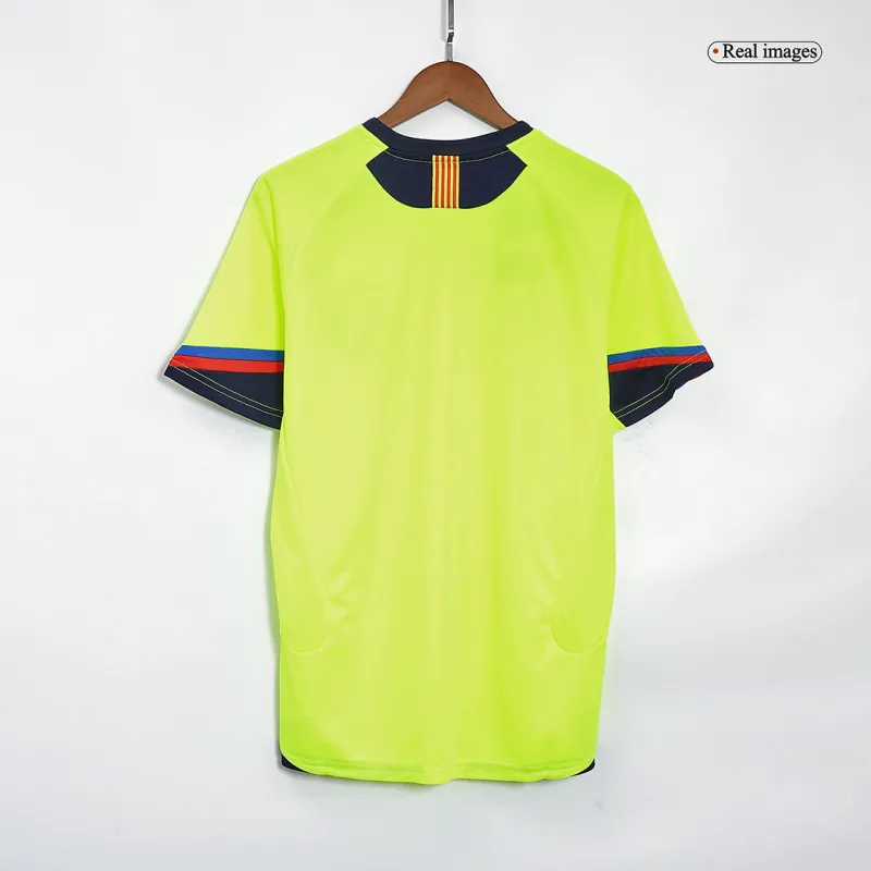 2005/06 Barcelona Ronaldinho #10 Retro Away Jersey