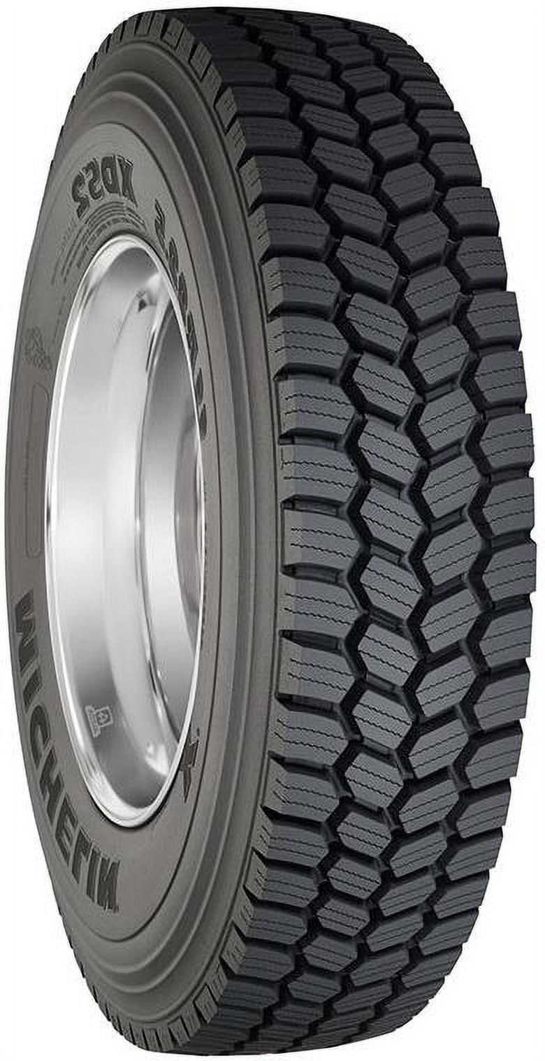 Michelin XDS2 225/70R19.5 Tire