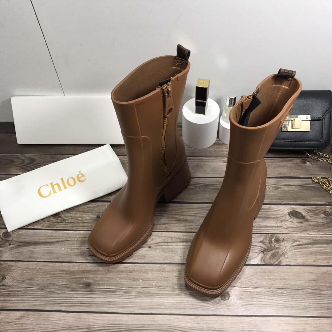 Chloe Lamb wool short boots - cnluxepick
