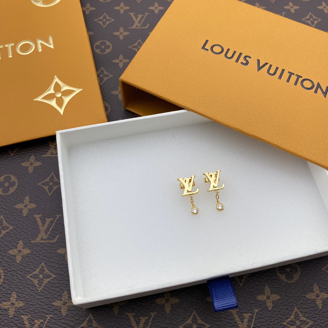 Louis Vuitton Gold And Diamond Earrings Q96495