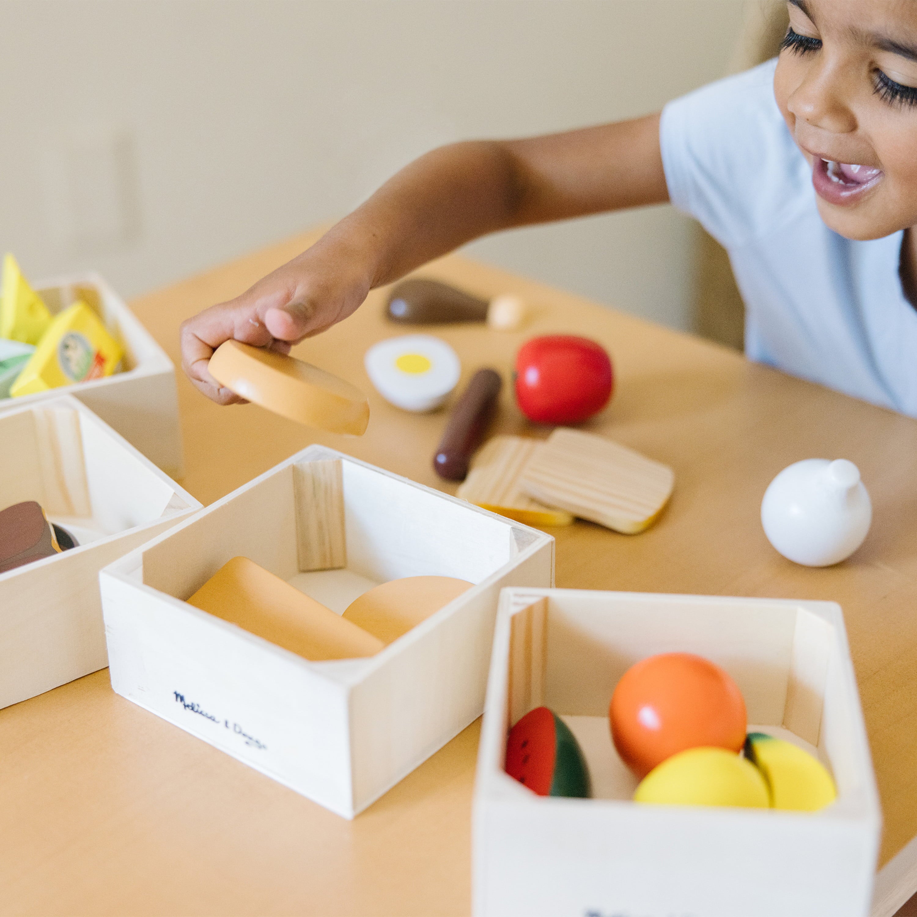 Melissa and Doug Food Groups - 21 Wooden Pieces and 4 Crates