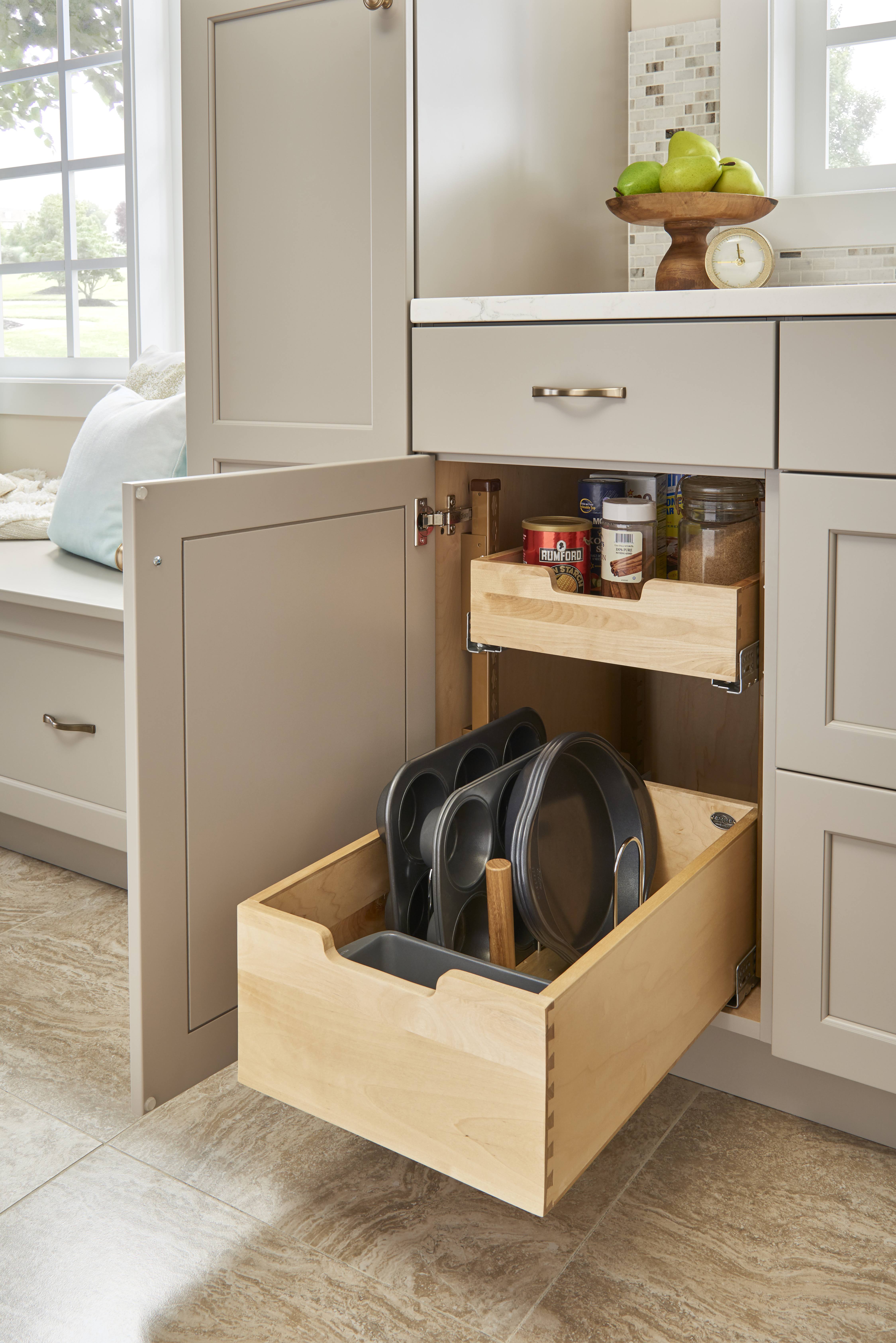 Rev-A-Shelf - 4PIL-18SC-2 - 15x22 Wood Pilaster System Kit