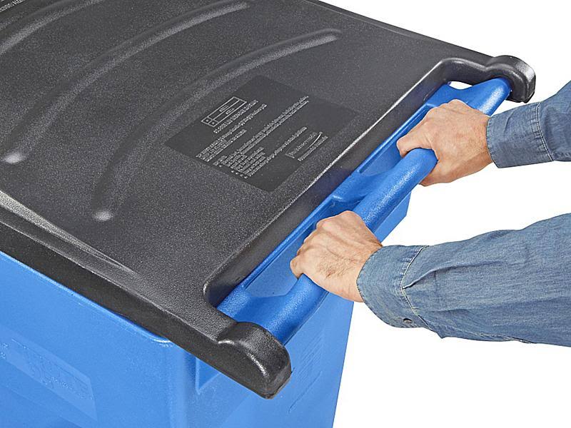 Brute Rollout Container Square Plastic 95 Gal Blue Rubbermaid
