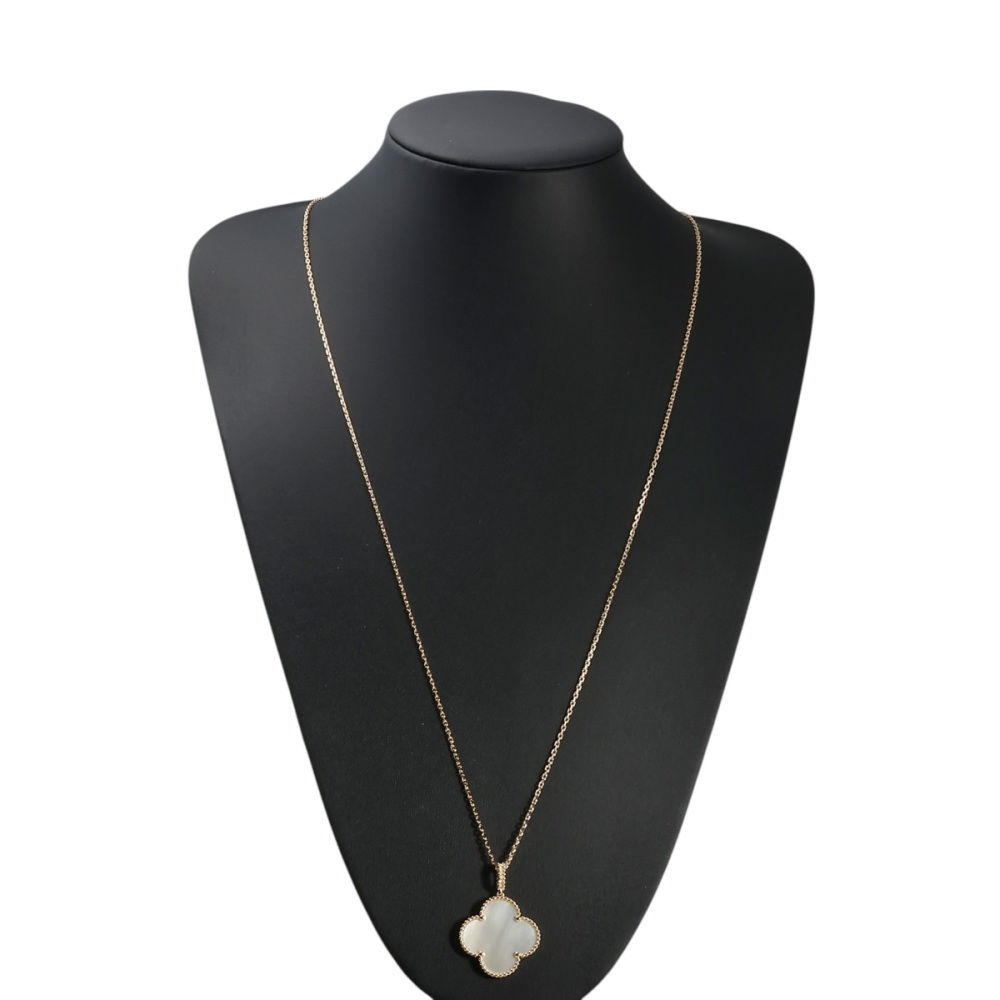 Van Cleef & Arpels Magic Alhambra Necklace 1 Motif 18K Yellow Gold Mother of Pearl VCARO49L00