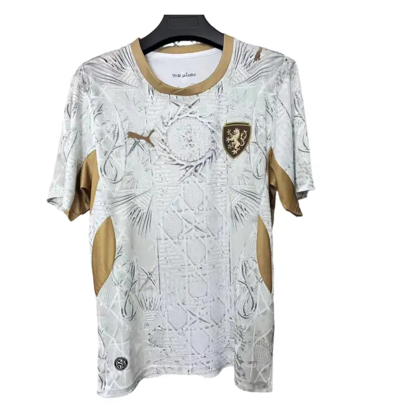 Czech 26/27 Away kit