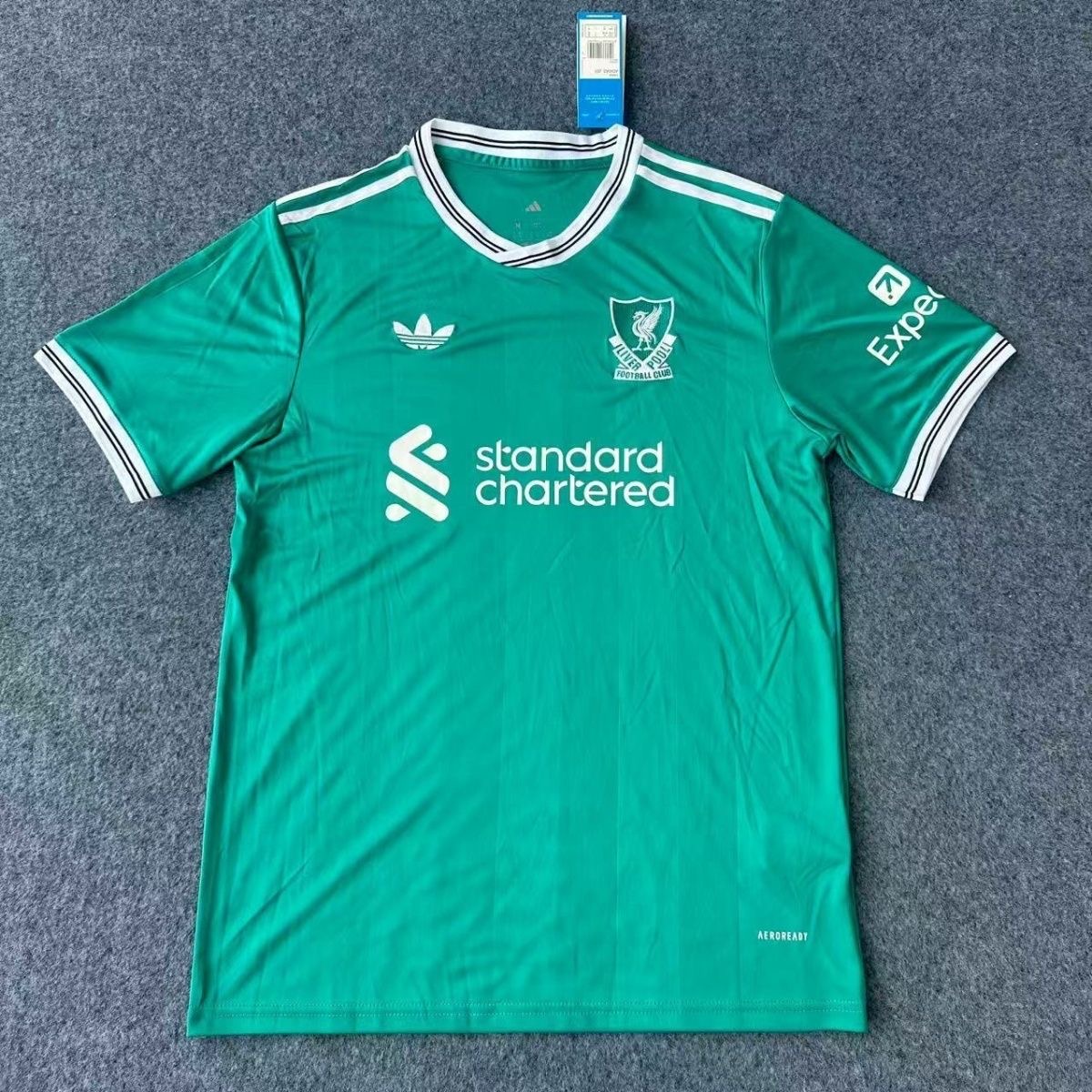 Liverpool 25-26 away green football shirt - fan version