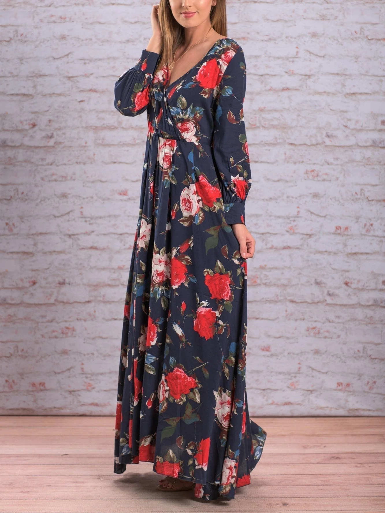 Floral V-Neck Maxi Dress with Long SleevesClistos